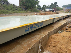 南陽桐柏砂石料廠3x18m-150噸地磅