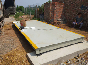 洛陽寇店西朱村養(yǎng)牛合作社10噸地磅