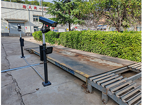 三門峽天藍(lán)環(huán)?？萍架囂栕R別無人值守系統(tǒng)