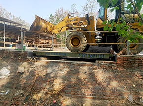 許昌水潮店養(yǎng)牛場10噸地磅